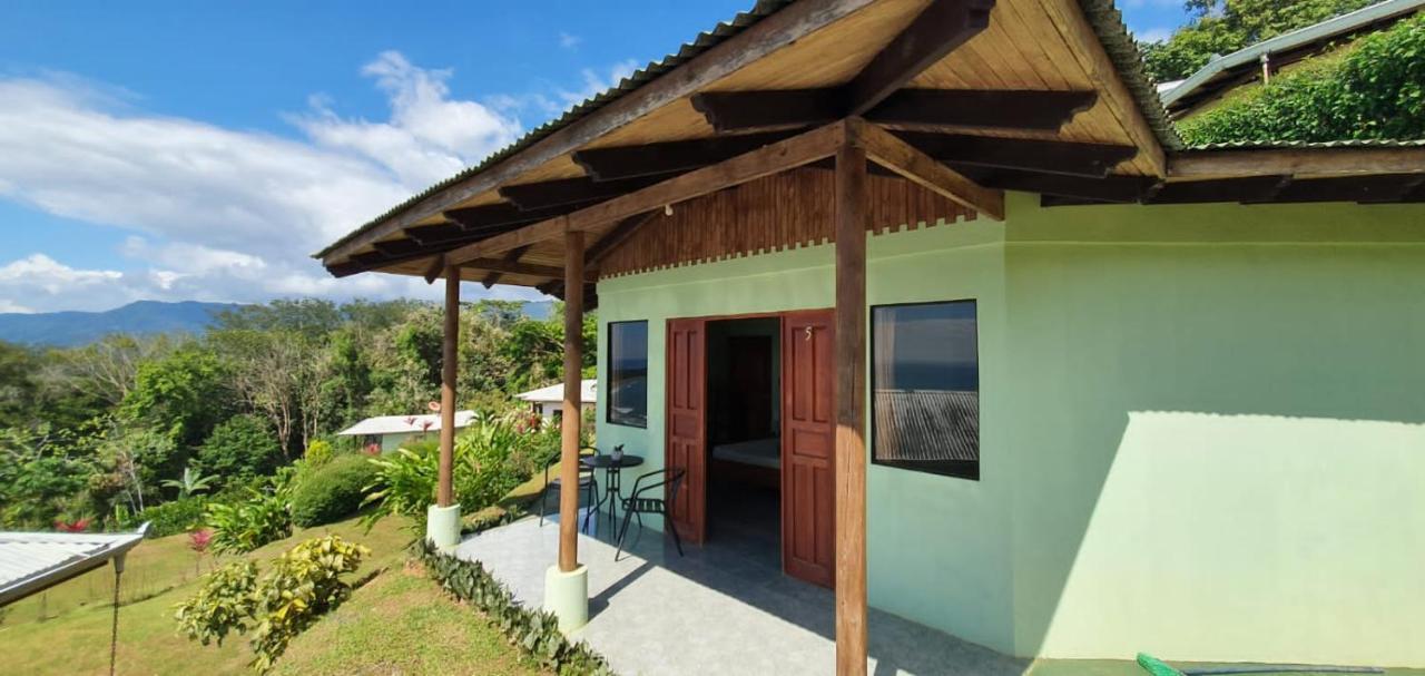 Ballena Paraiso Lodge ウビタ エクステリア 写真